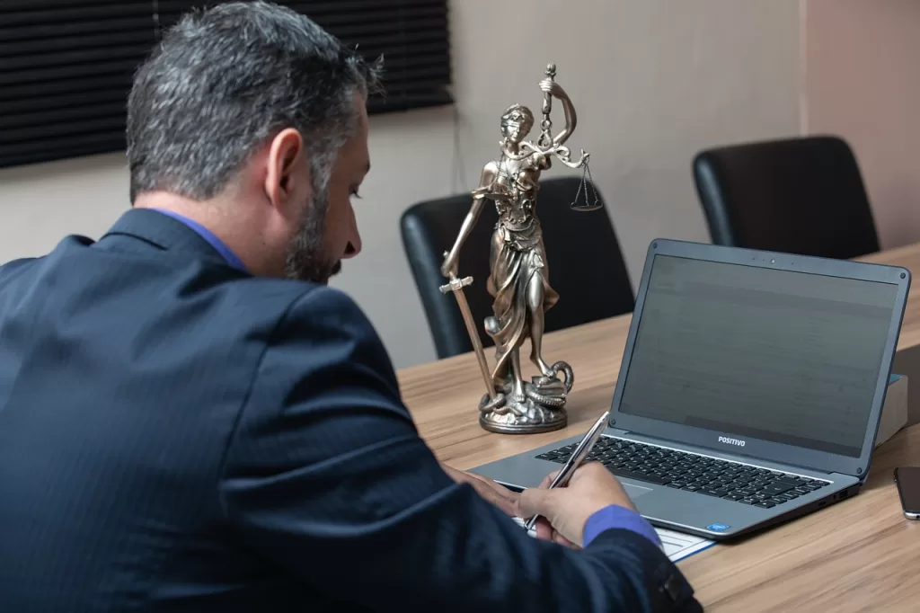 مراحل طلاق توافقی با وکیل