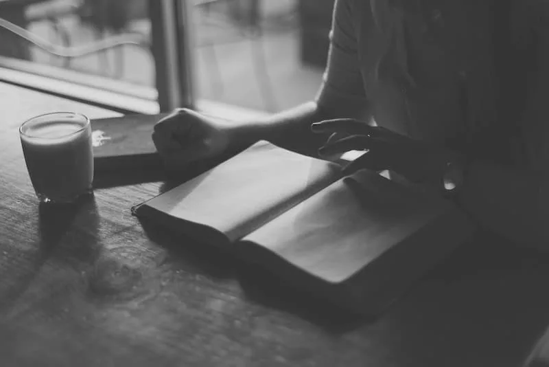 بهترین وکیل مهریه ملارد